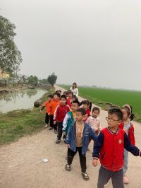 Hoạt động tham quan trường tiểu học Cao Dương của các bé A3