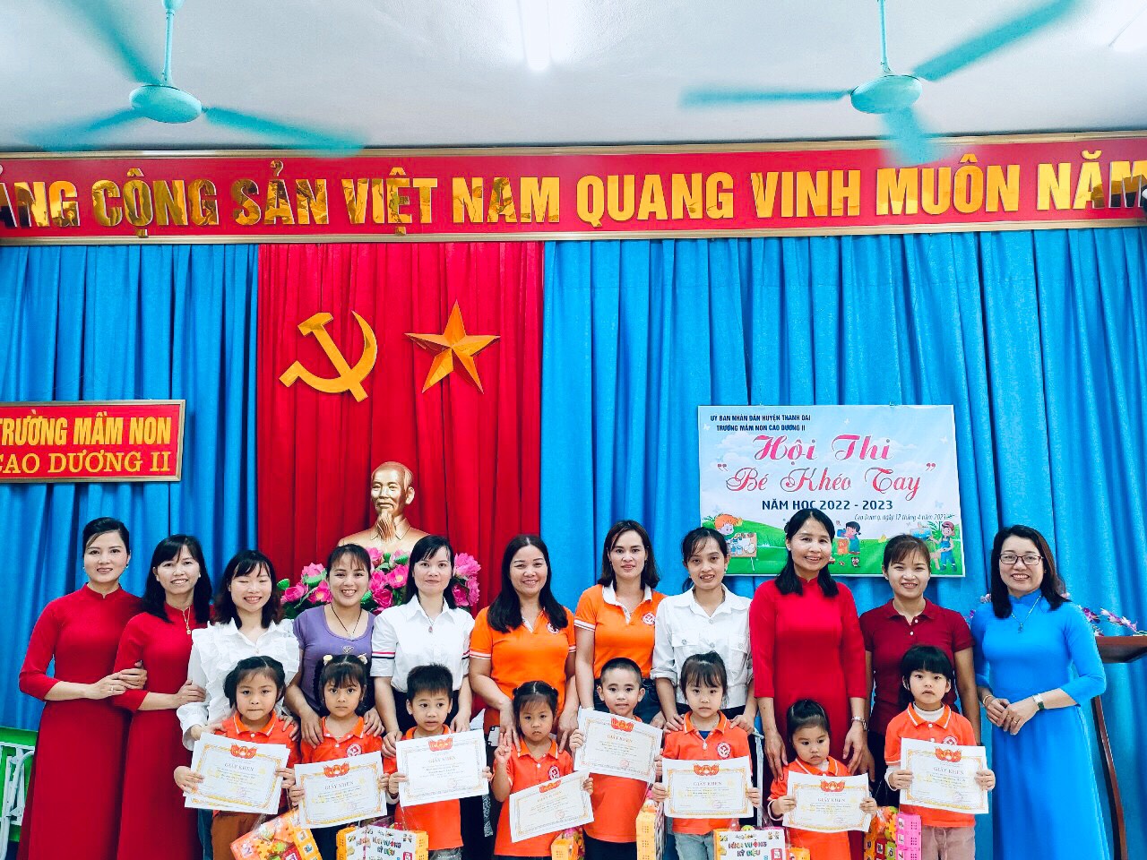 Hội thi Bé khéo tay lớp C1